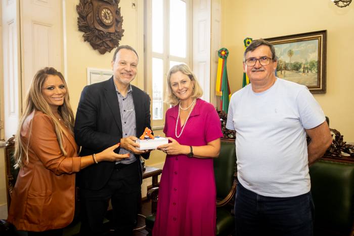 imagem: Prefeita Paula Mascarenhas discute turismo náutico com secretário estadual de Turismo