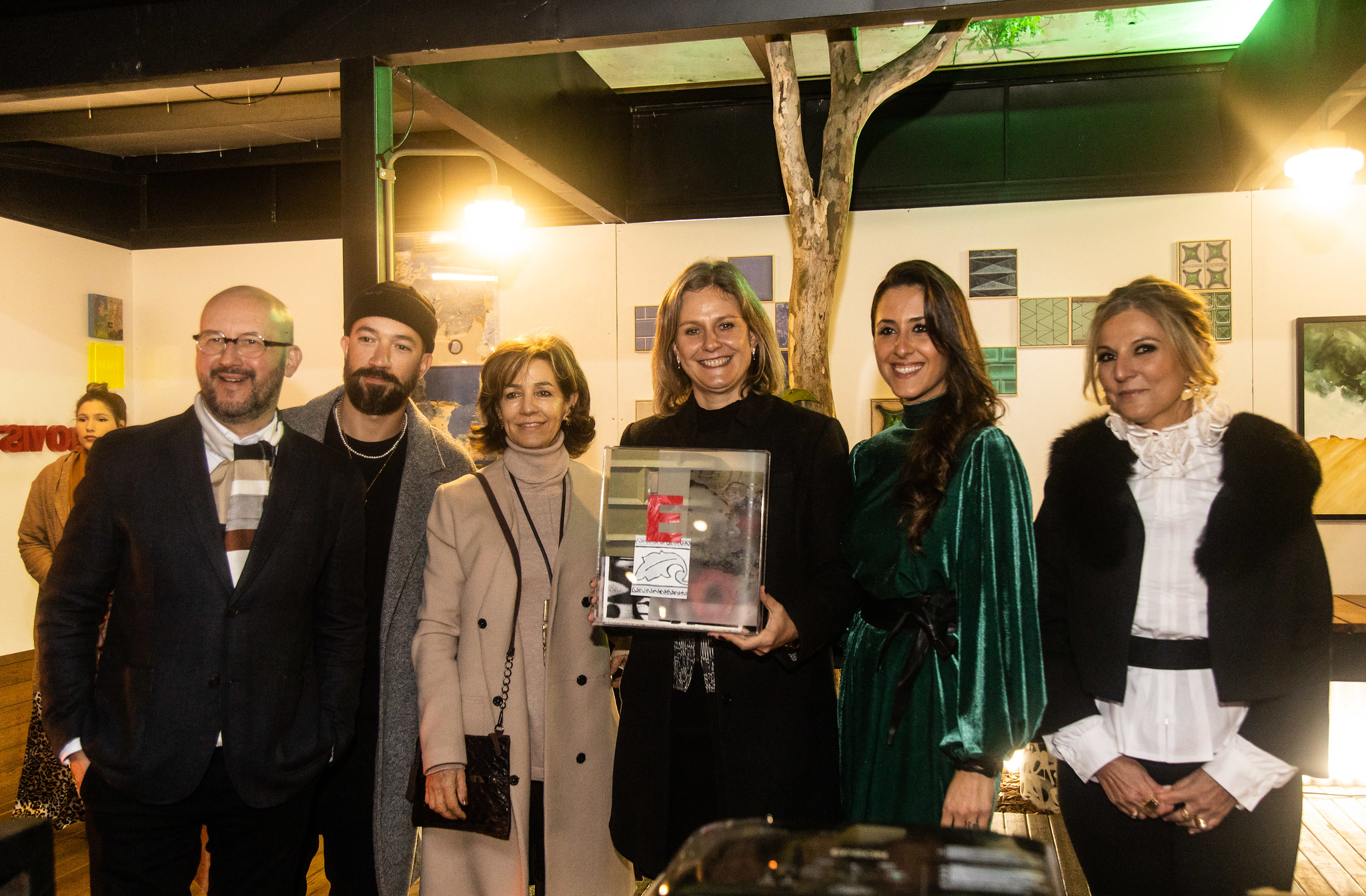 imagem: Prefeita visita exposição "Entre Lacunas"