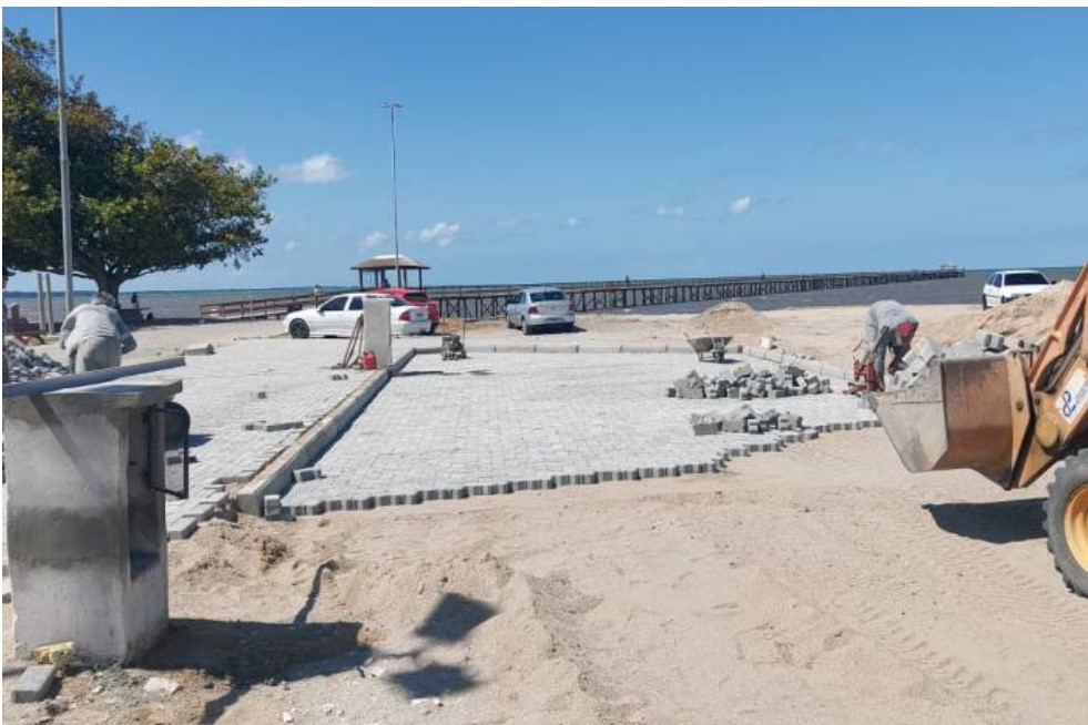 imagem: Estacionamento para food trucks na praia está quase concluído